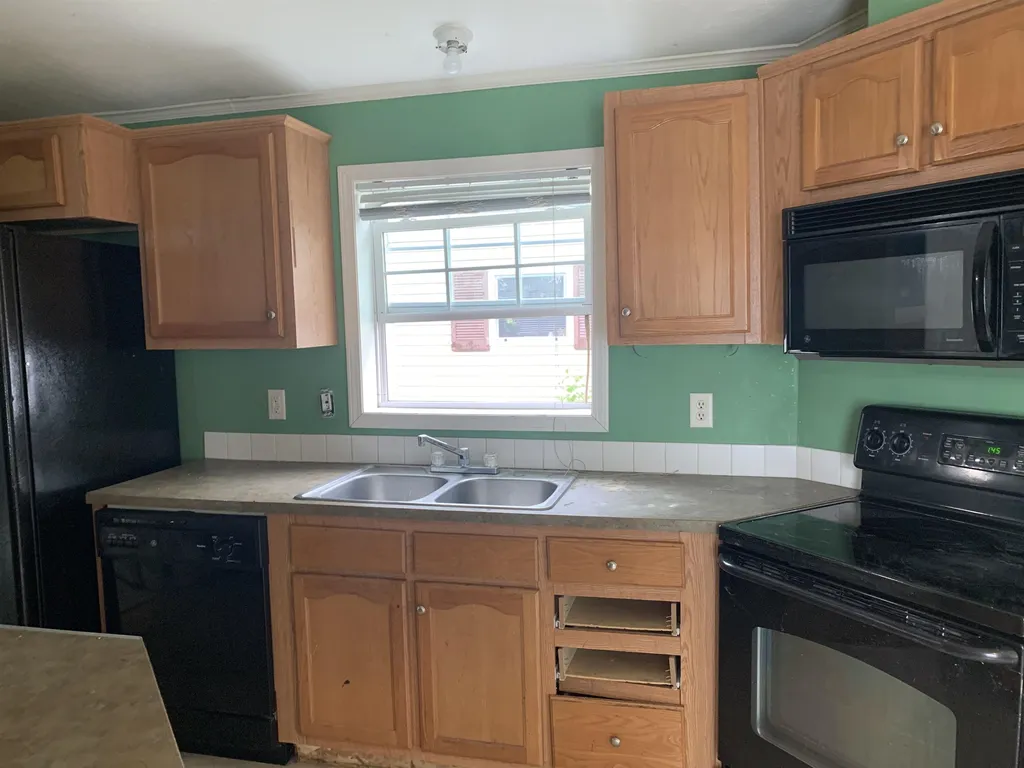 19 Adams Park Rye NH 03870