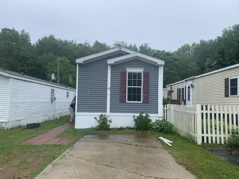 19 Adams Park Rye NH 03870