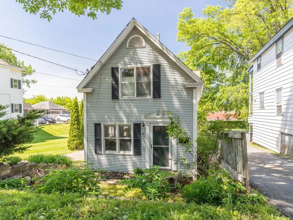 15 Hayward Street Burlington VT 05401