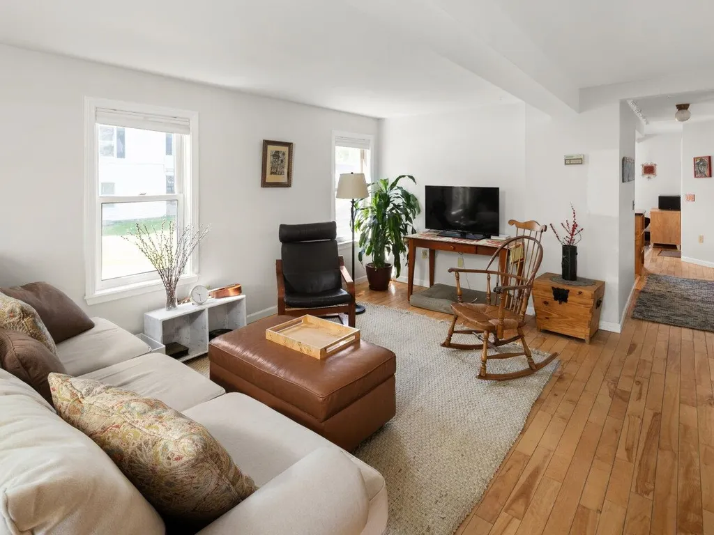15 Hayward Street Burlington VT 05401