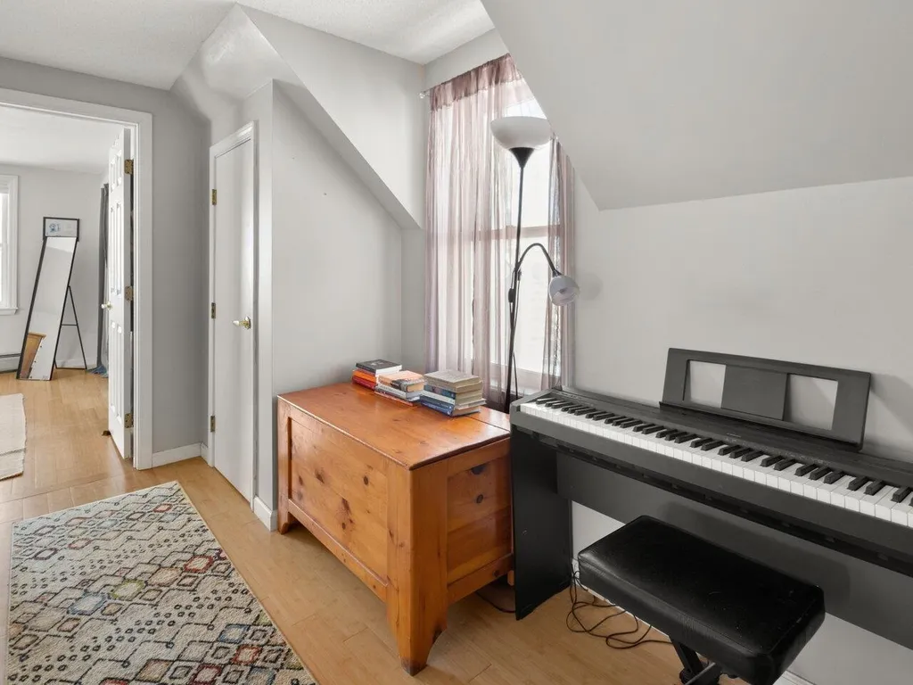 15 Hayward Street Burlington VT 05401