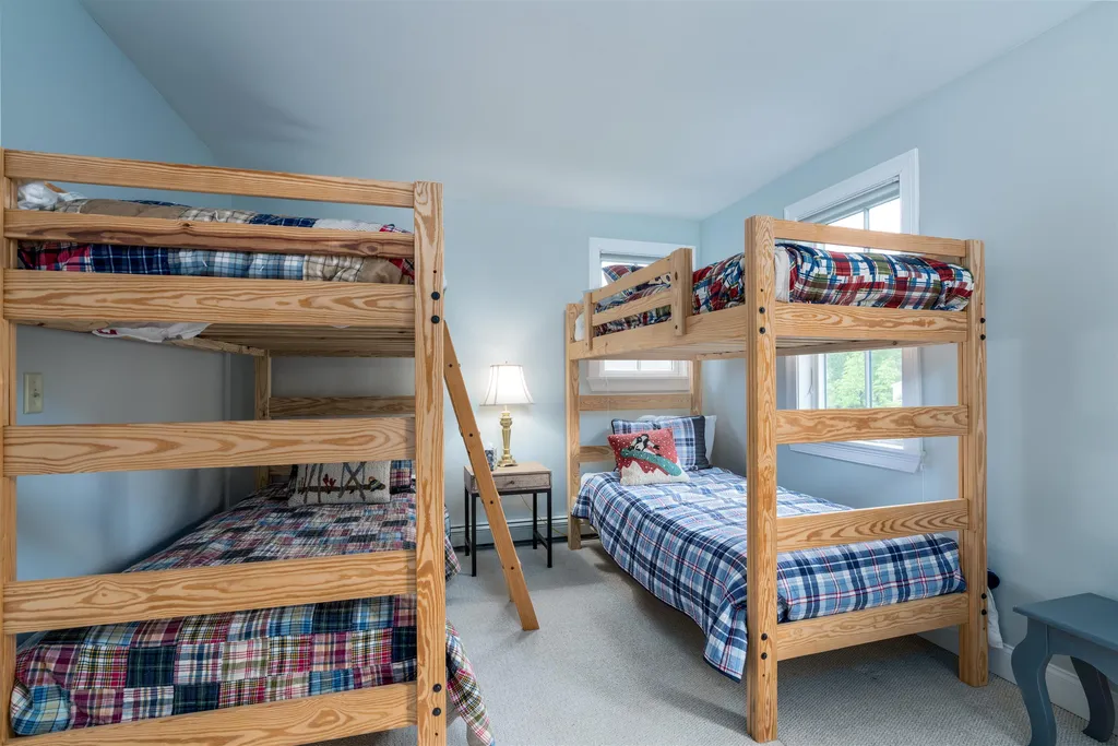 258 Thomas Lane Stowe VT 05672
