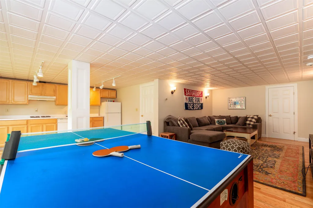 258 Thomas Lane Stowe VT 05672