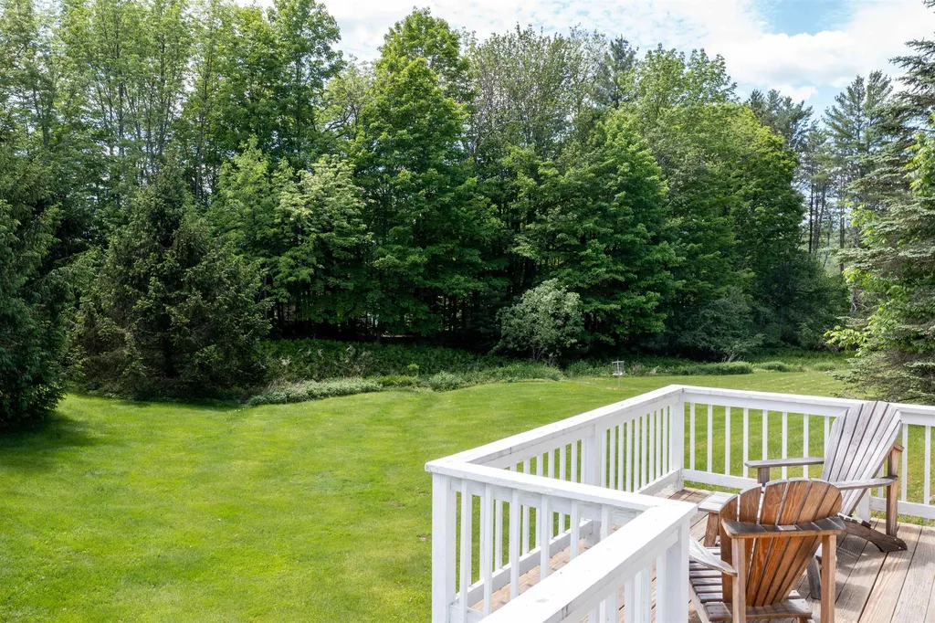 258 Thomas Lane Stowe VT 05672