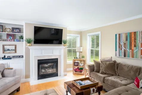 258 Thomas Lane Stowe VT 05672