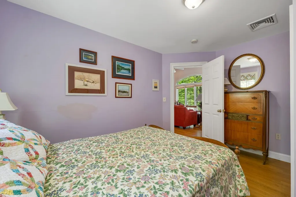 31 Sunset Drive Loudon NH 03307