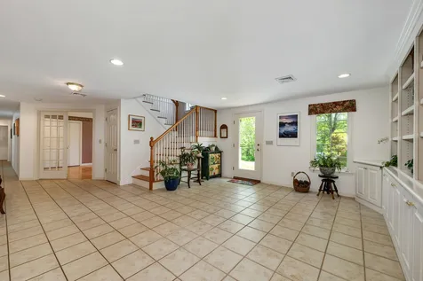 31 Sunset Drive Loudon NH 03307