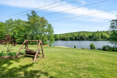31 Sunset Drive Loudon NH 03307