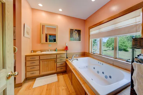 30 Garcia Lane Hartland VT 05048