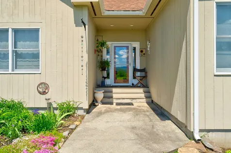 30 Garcia Lane Hartland VT 05048