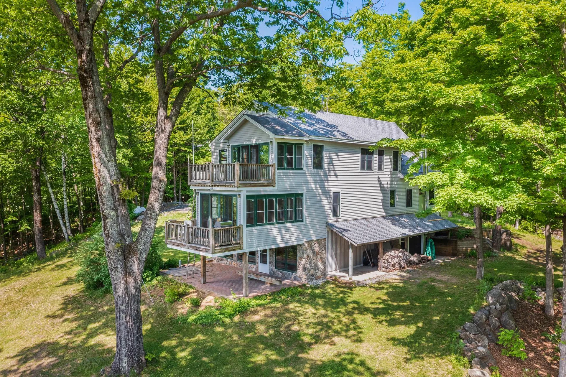 67 Old Post Road Newbury NH 03255