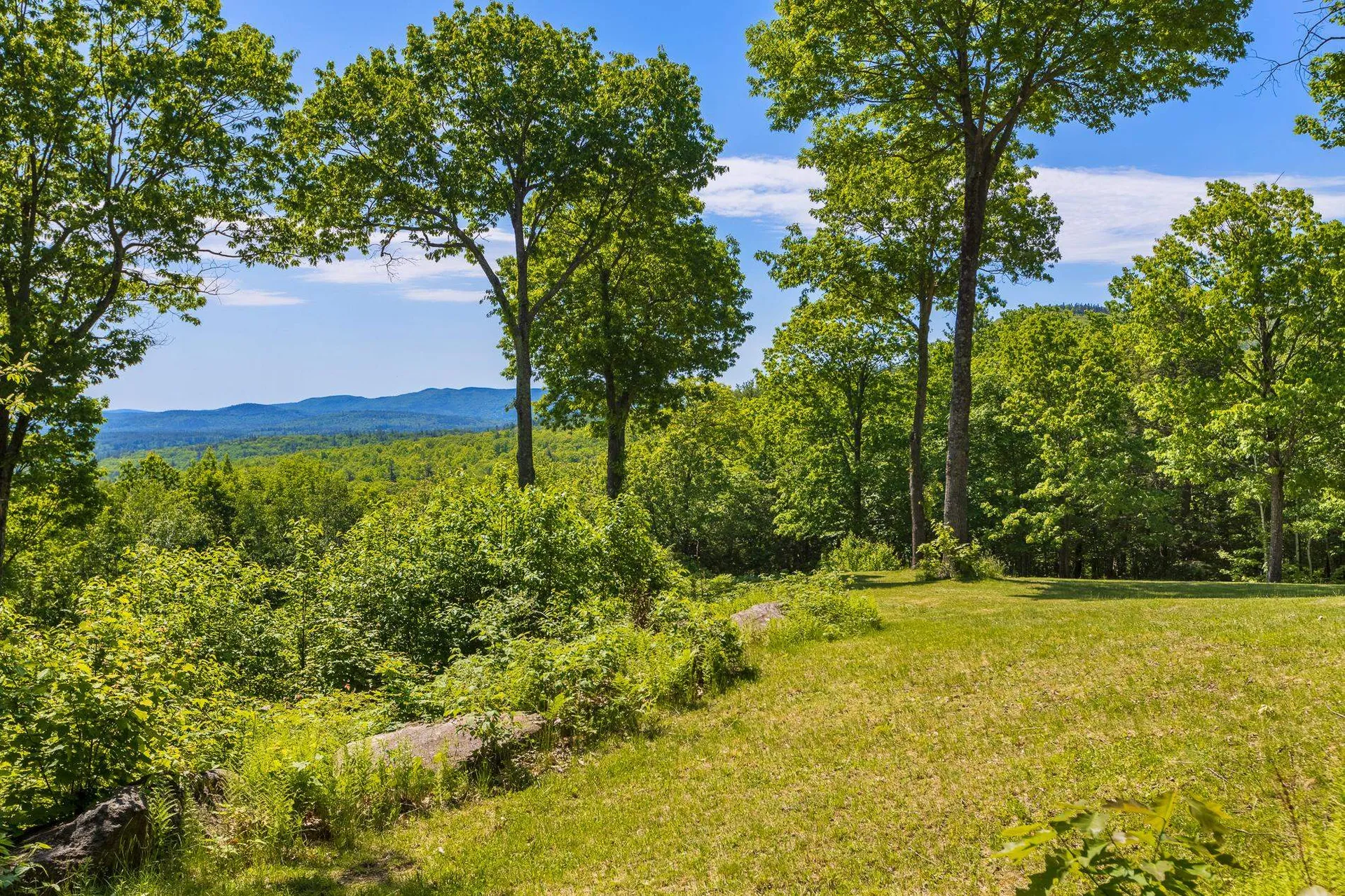 67 Old Post Road Newbury NH 03255