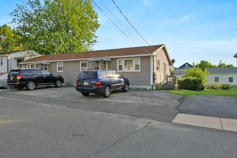 9-11 4th Street Nashua NH 03060