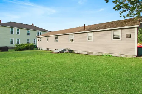 9-11 4th Street Nashua NH 03060