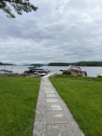 14 Lake Shore Drive Moultonborough NH 03254