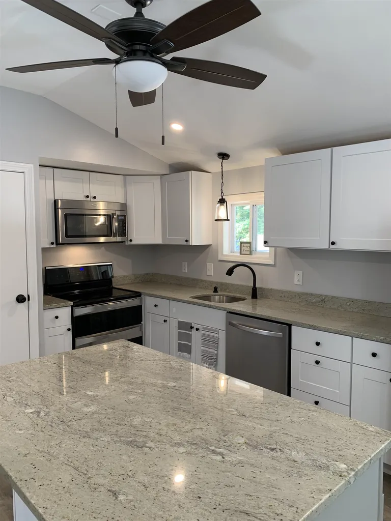 13 Linda Street Danville NH 03819