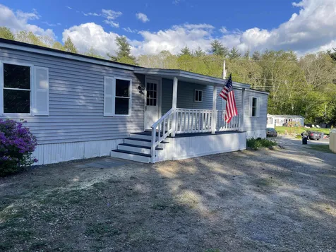13 Linda Street Danville NH 03819