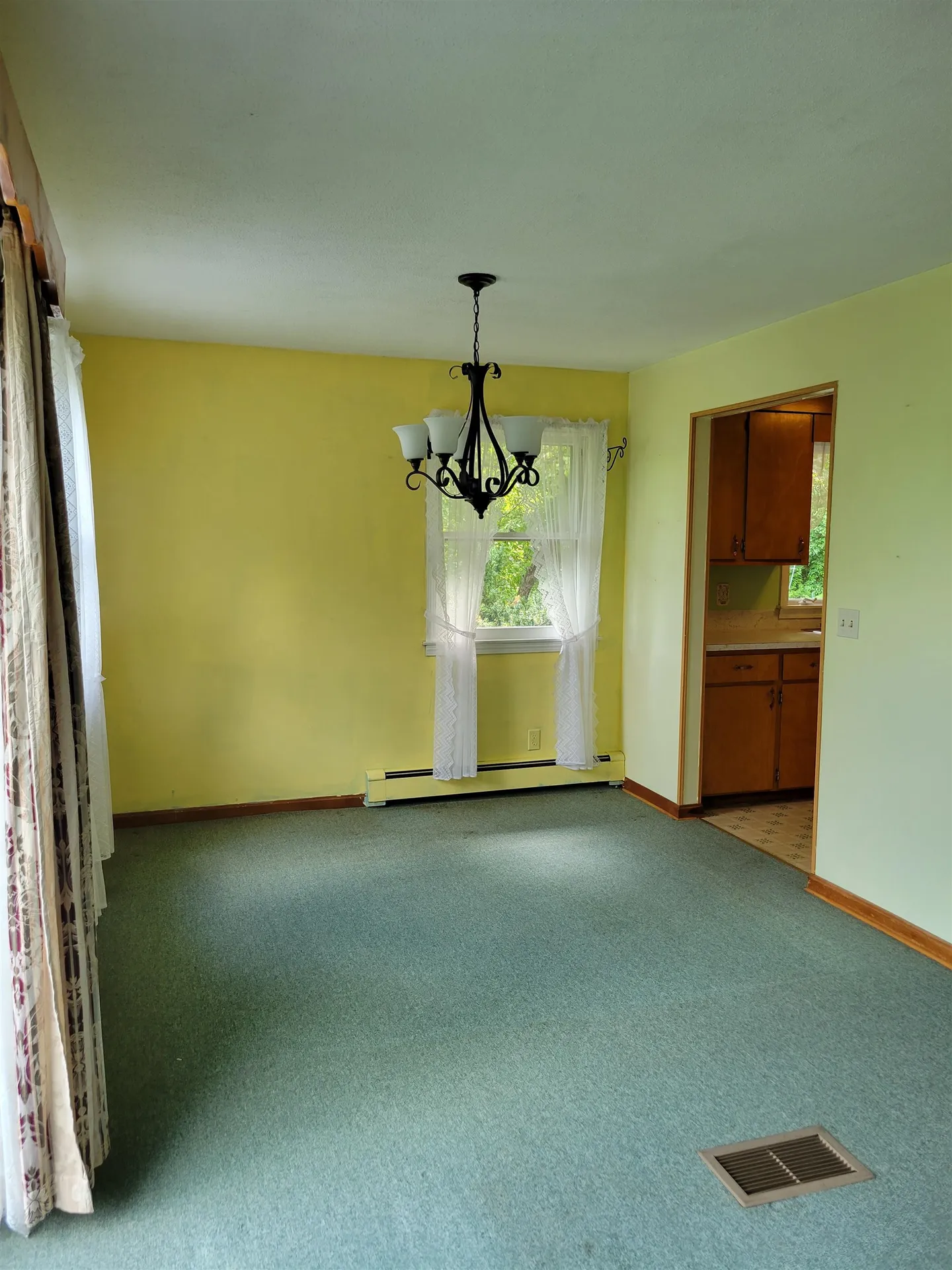 91 Springfarm Road Claremont NH 03743