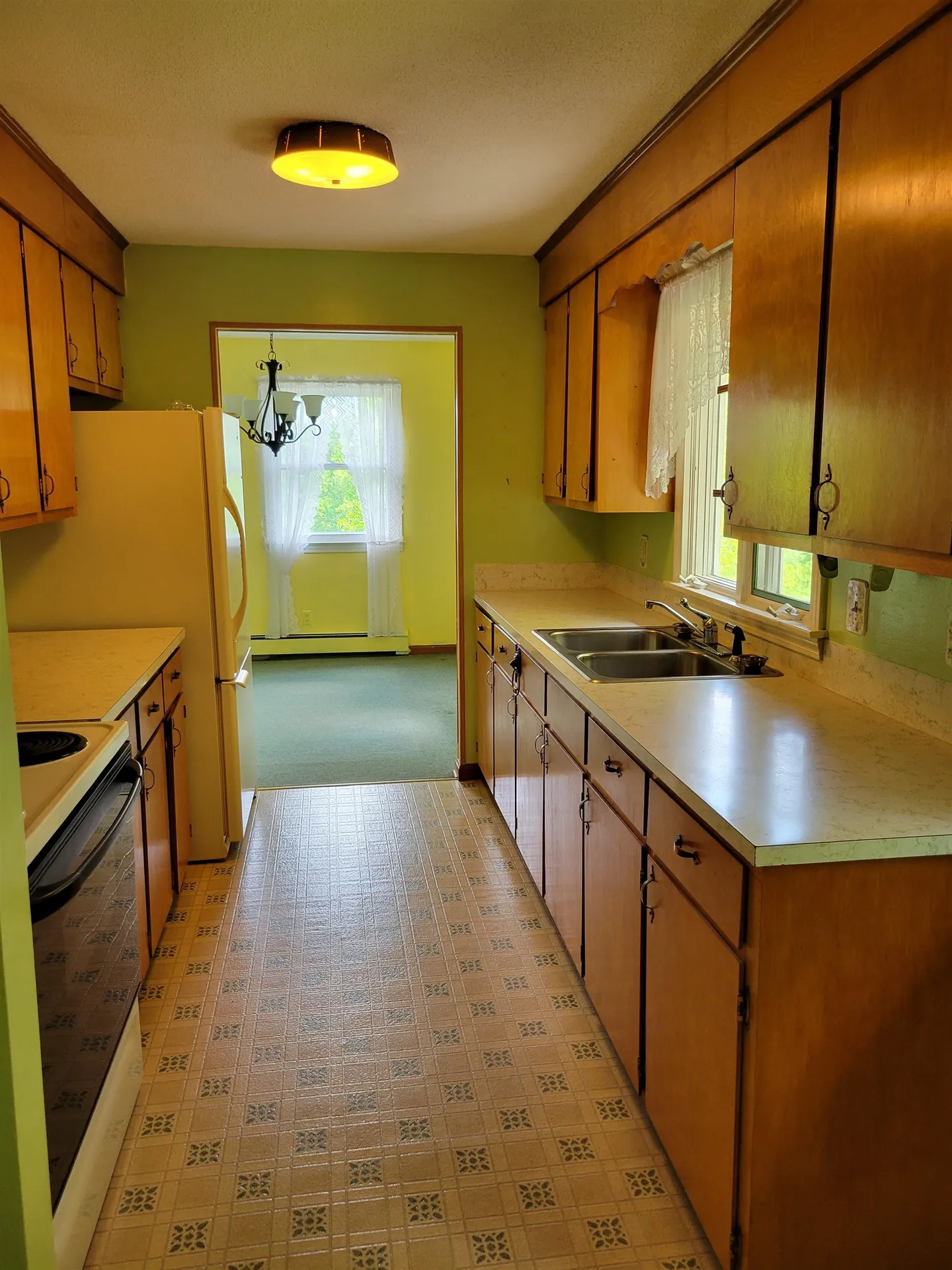 91 Springfarm Road Claremont NH 03743