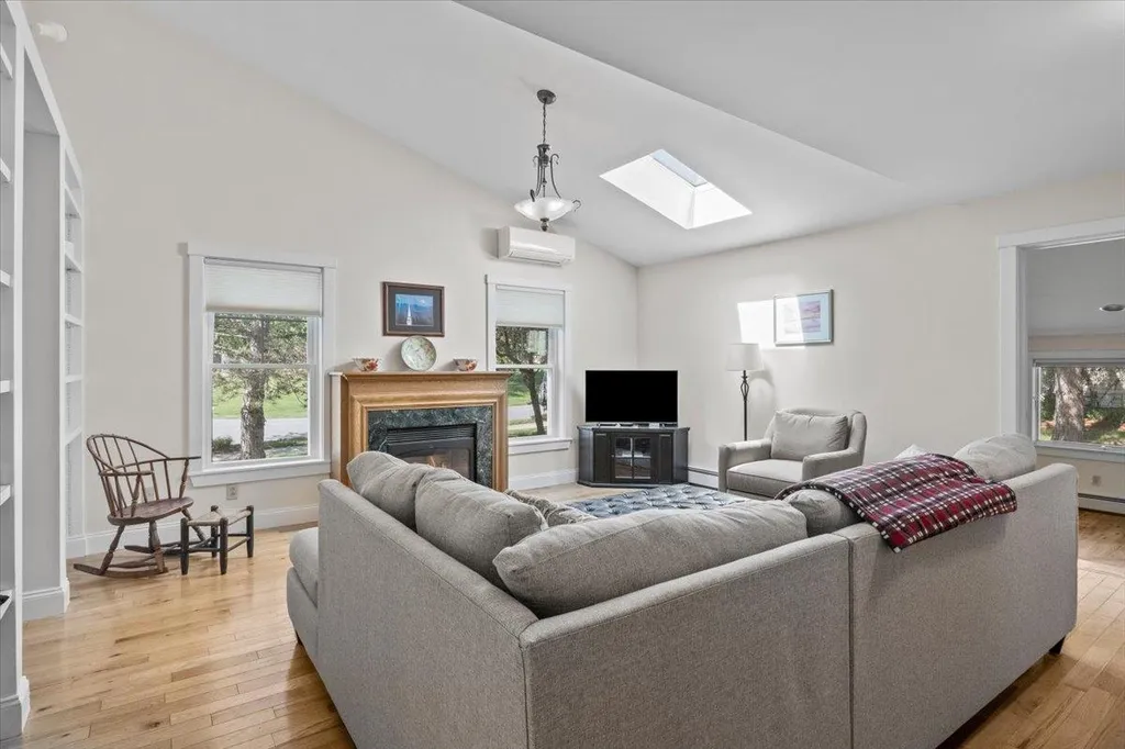 156 Commons Road Williston VT 05495