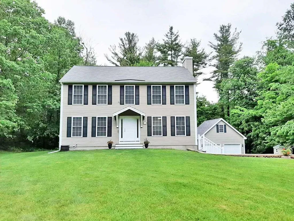 106 Hardy Road Londonderry NH 03053