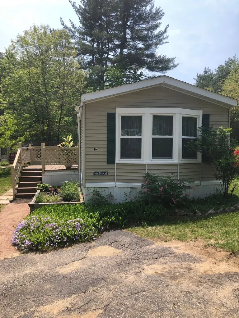 16 Spruce Drive Lee NH 03861