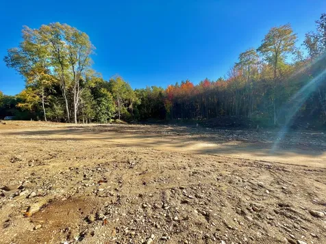 39 Amesbury Road Newton NH 03858