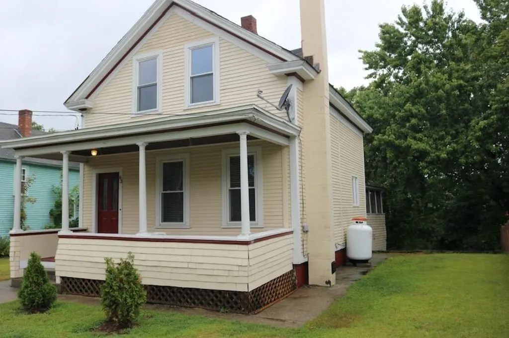 63 West Terrace Street Claremont NH 03743