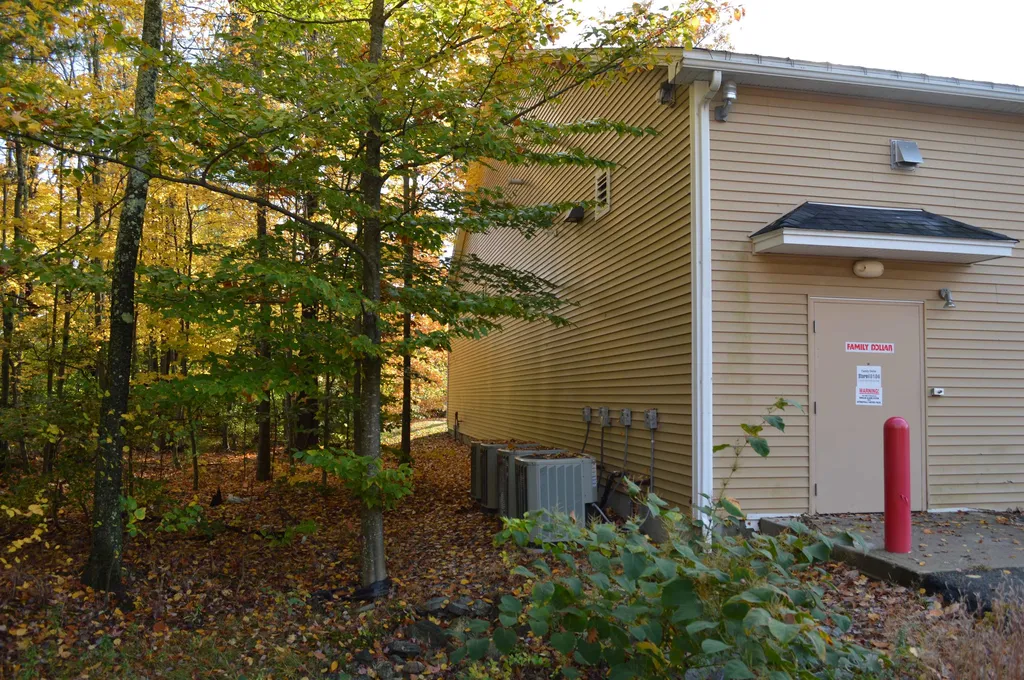 8 Rochester Road Northwood NH 03261