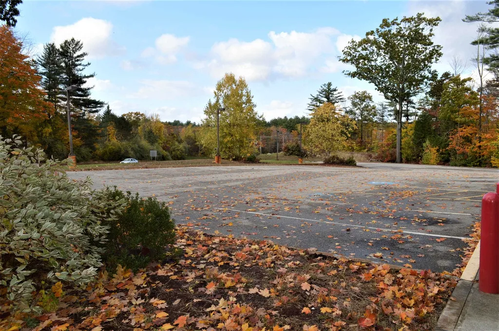 8 Rochester Road Northwood NH 03261