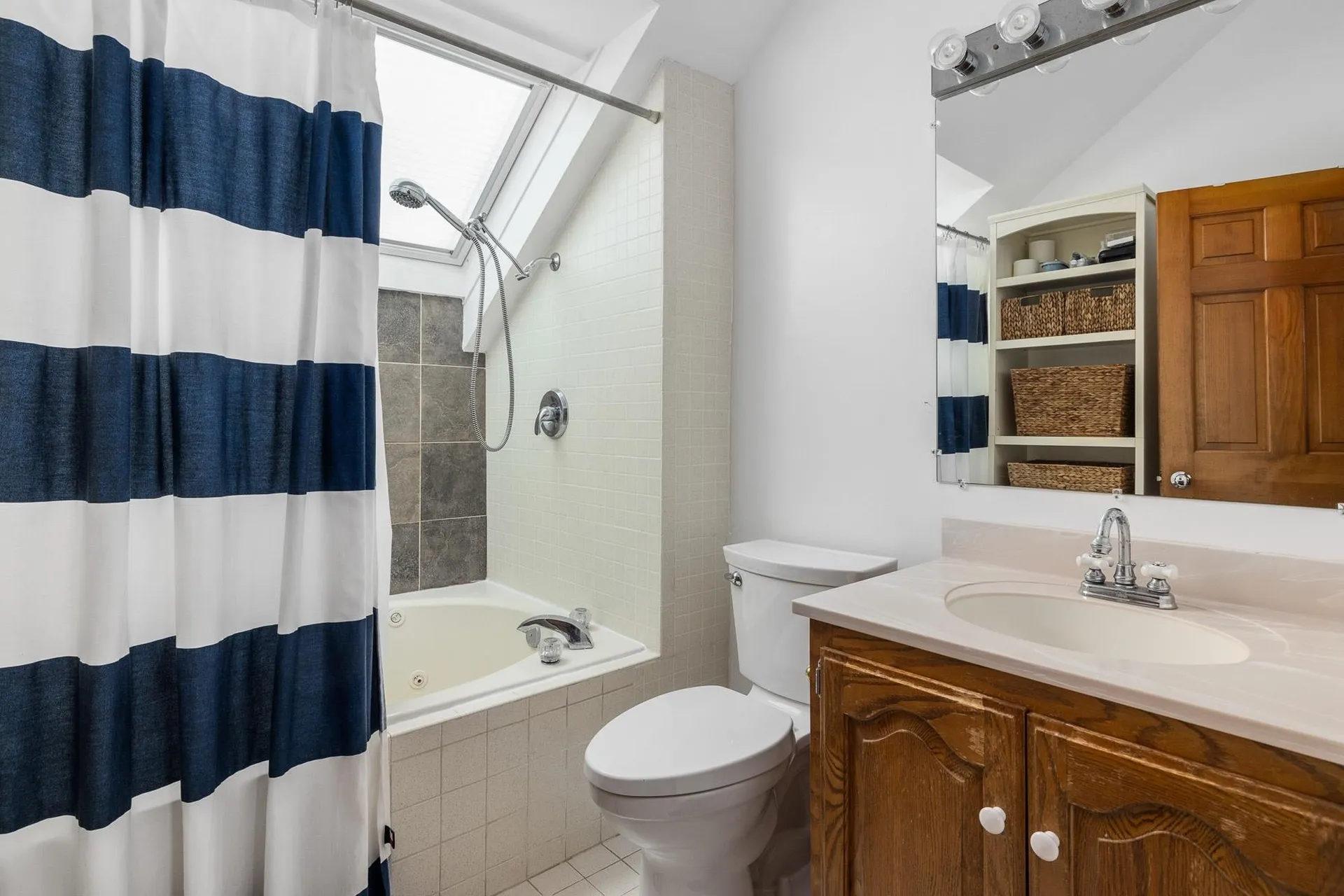 581 Ocean Boulevard Hampton NH 03842-3689