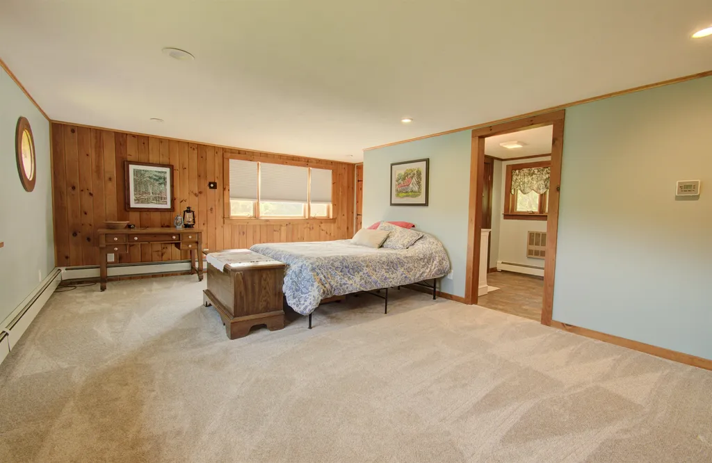 84 Spring Road Tunbridge VT 05077