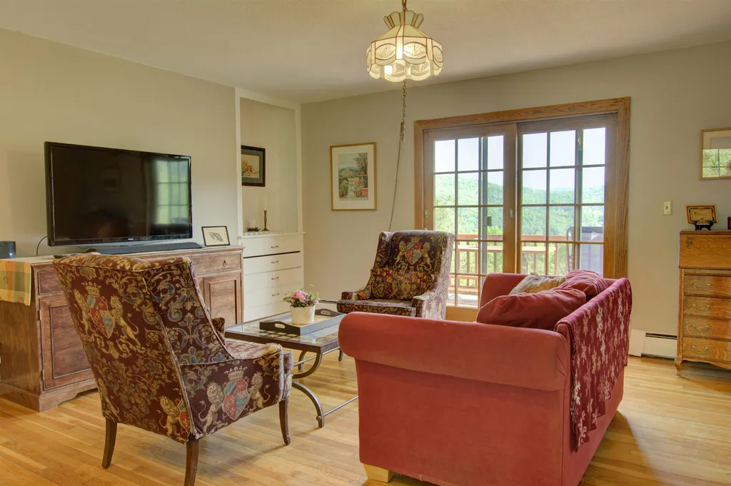 84 Spring Road Tunbridge VT 05077
