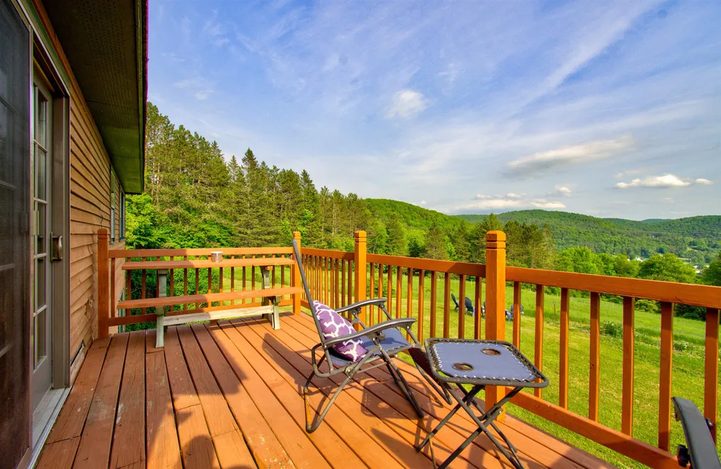 84 Spring Road Tunbridge VT 05077