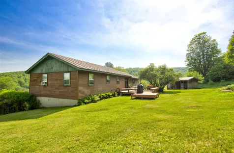 84 Spring Road Tunbridge VT 05077