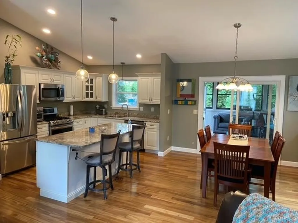 7 Old Mill Lane Nashua NH 03064