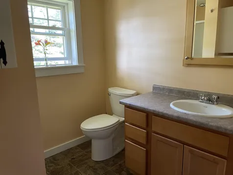 55 Back Street Newfane VT 05345