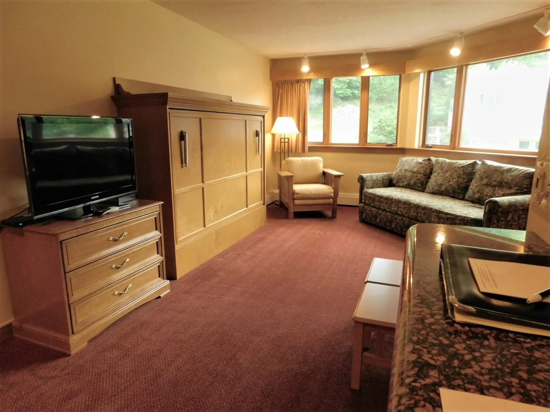 90 Loon Mountain Road Lincoln NH 03251