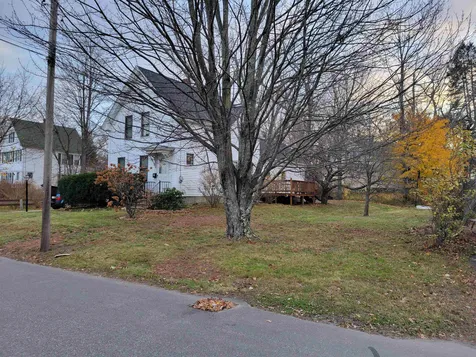 514 Mast Road Manchester NH 03102