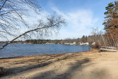 15 Kibrel Court Sandown NH 03873