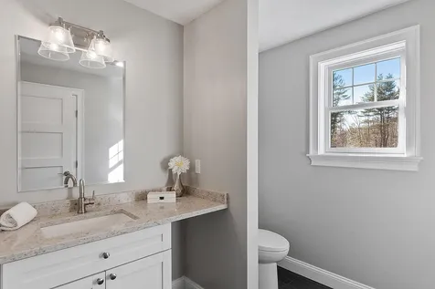 15 Kibrel Court Sandown NH 03873