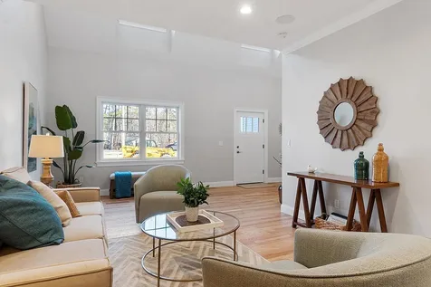15 Kibrel Court Sandown NH 03873