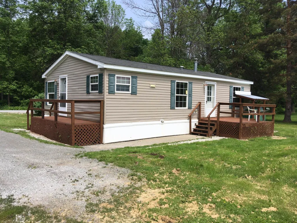 106 Christopher Road Alburgh VT 05440