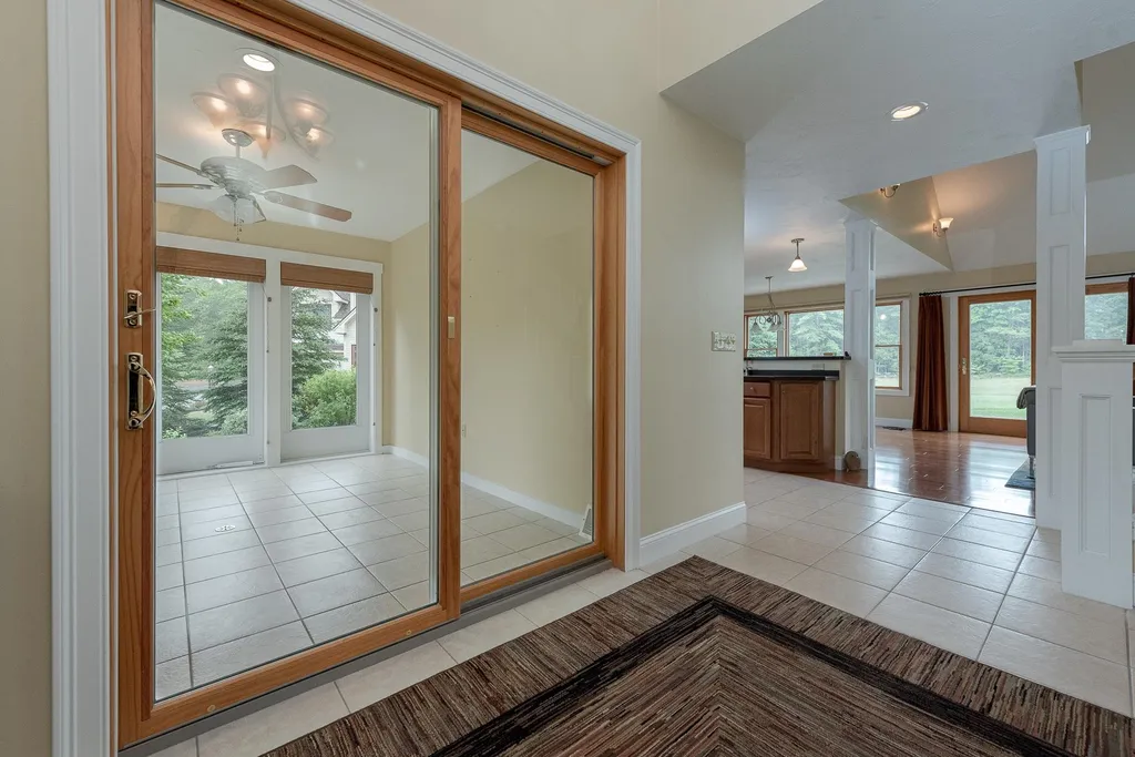44 Edgewater Lane Thornton NH 03285