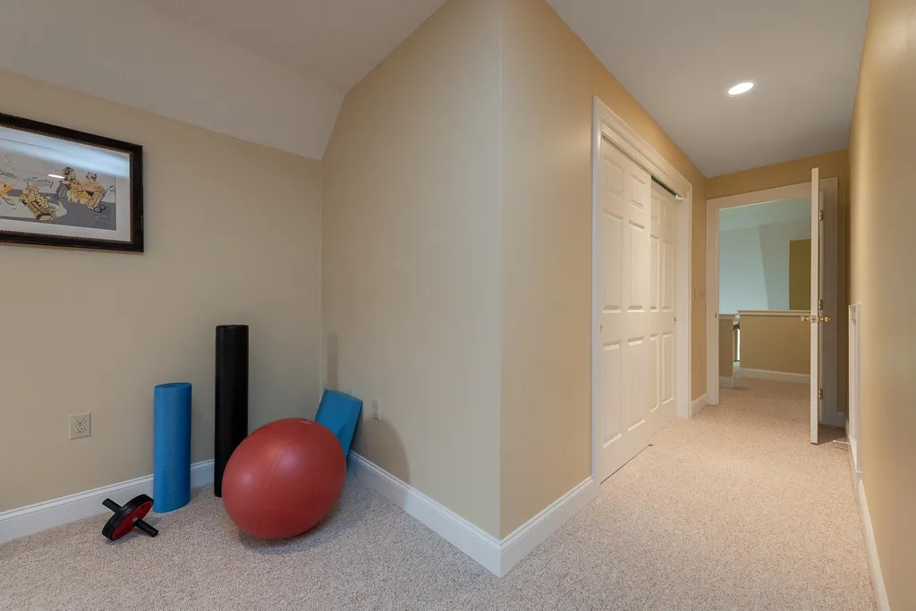 44 Edgewater Lane Thornton NH 03285