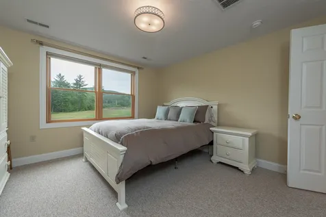 44 Edgewater Lane Thornton NH 03285