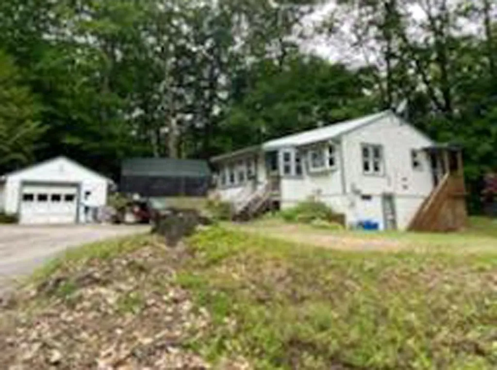 97 Mountain View Drive Wakefield NH 03872