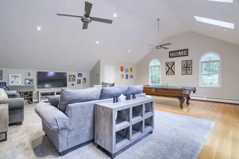 17 Mitchell Street Merrimack NH 03054