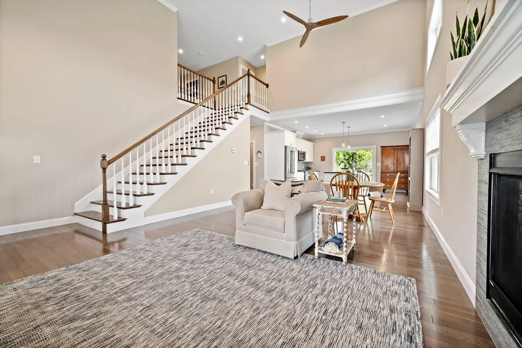 9 Chadwick Circle Windham NH 03087