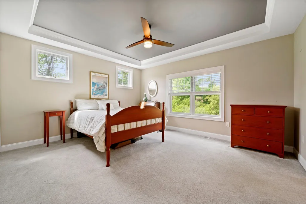 9 Chadwick Circle Windham NH 03087